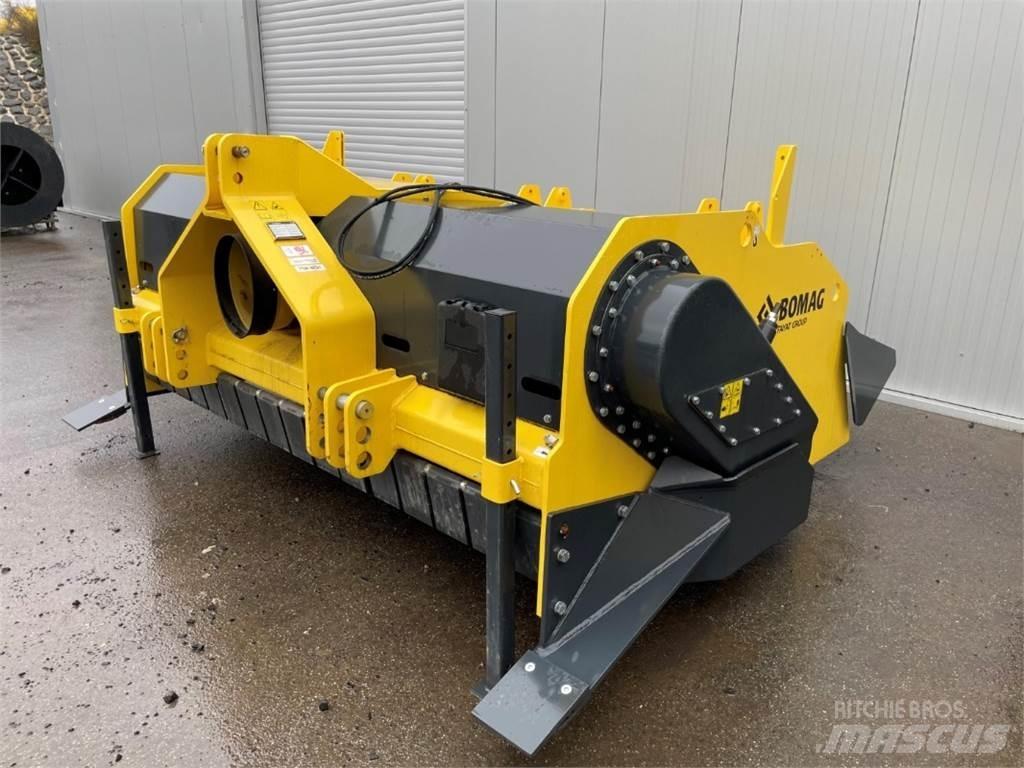 Bomag DE RS 250 Asfalta savācējs