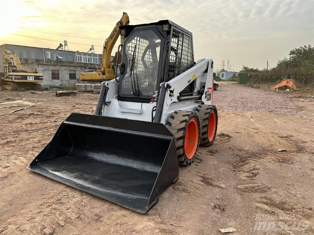 Bobcat S 300 Lietoti riteņu kompaktiekrāvēji