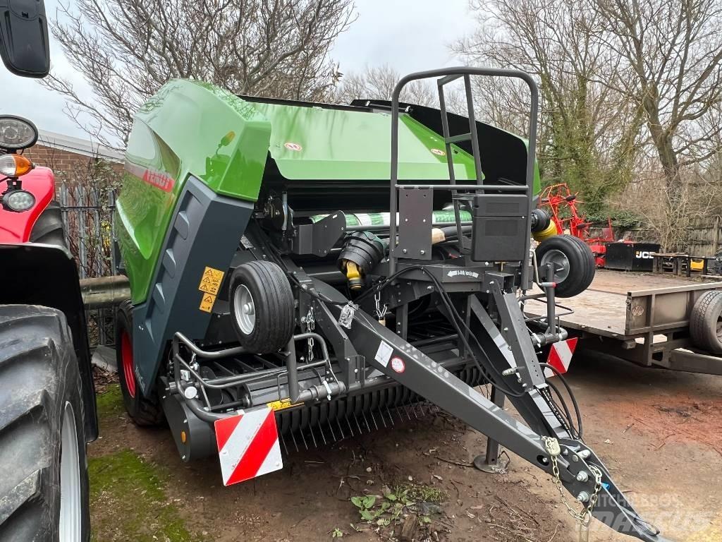 Fendt Rotana F130FC Rituļu preses