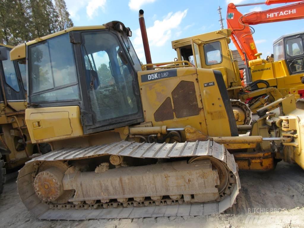 CAT D5K Kāpurķēžu buldozeri