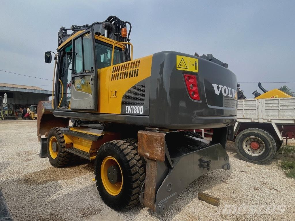 Volvo EW 180 C Ekskavatori uz riteņiem