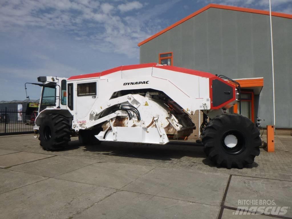 Dynapac DS 400 Skrēperi