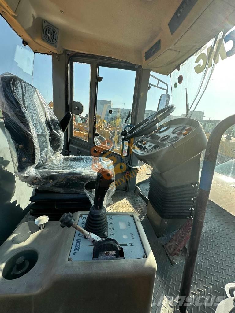 XCMG XS 203 J Vienvalča grunts veltņi