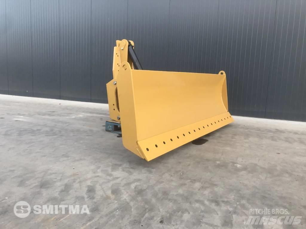 CAT 160M3 Naži