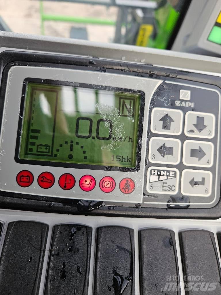 Merlo EW25.5-90 Teleskopiskie manipulatori