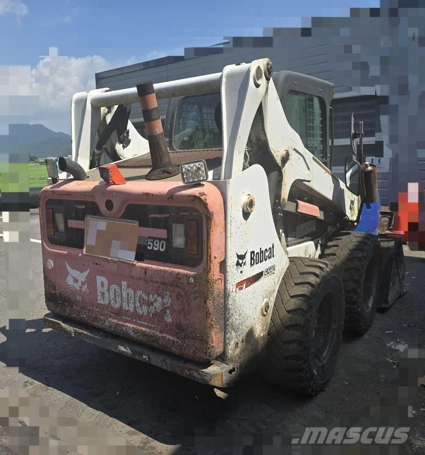 Bobcat S 590 Lietoti riteņu kompaktiekrāvēji