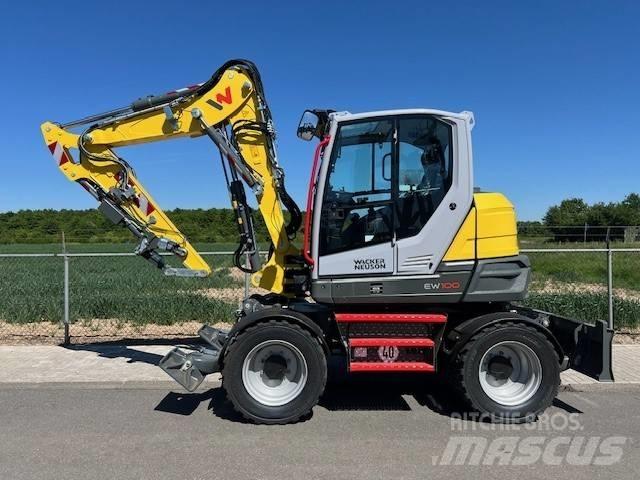 Wacker Neuson EW 100 Ekskavatori uz riteņiem