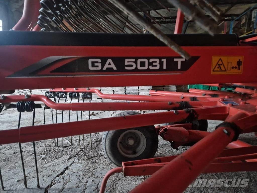 Kuhn 5031T Grābekļi un siena ārdītāji