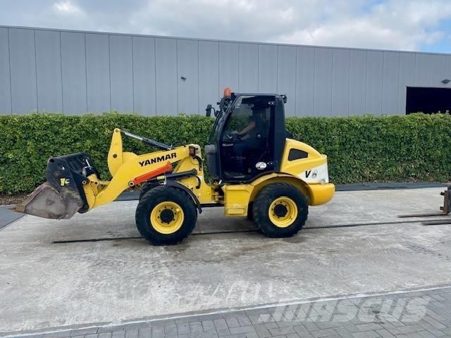 Yanmar V 8 Iekrāvēji uz riteņiem