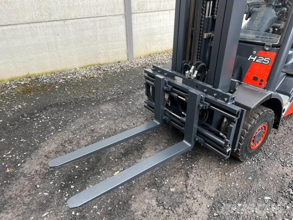 Linde H25D-01 Tehnika ar dīzeļa dzinēju