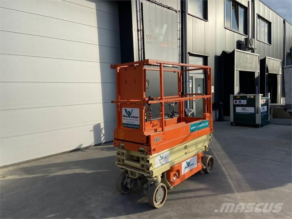 JLG 1930ES (4520) Šķerveida pacēlāji