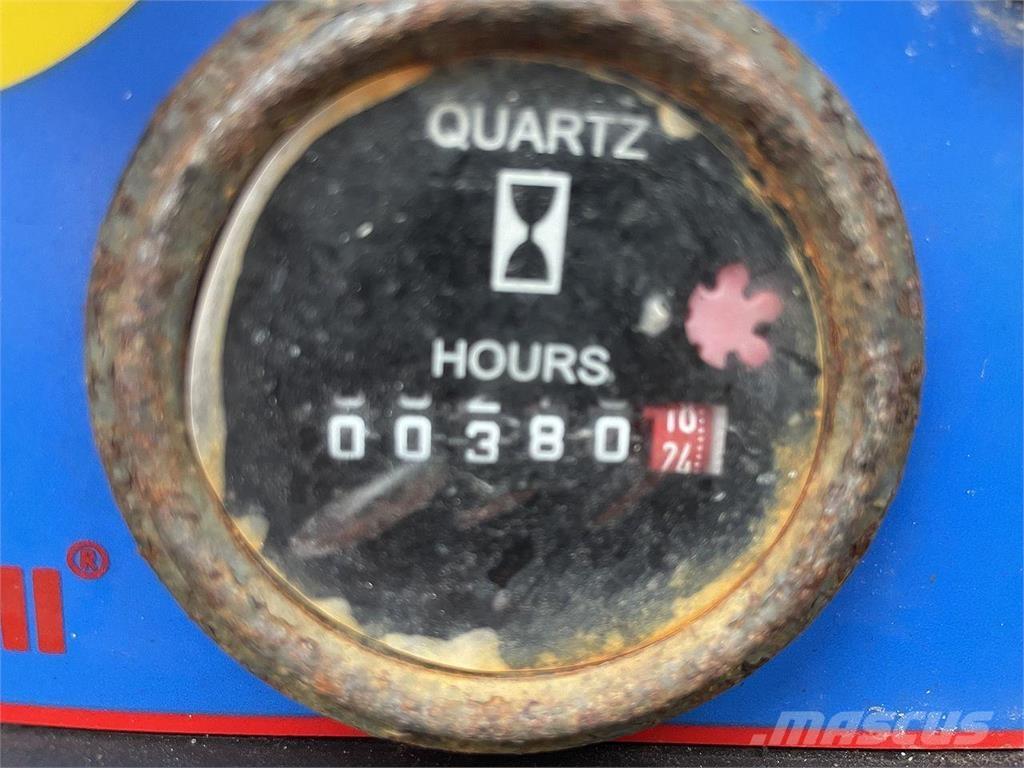 Mantall XE160W Šķerveida pacēlāji