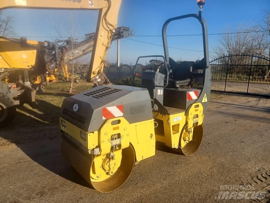 Bomag BW 100 AD-3 Divvalču grunts veltņi
