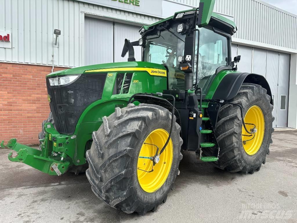 John Deere 7R 330 Traktori