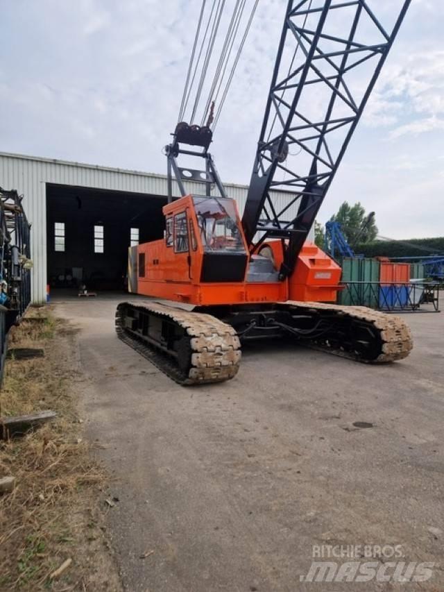 Hitachi KH 180-3 Kāpurķēžu ceļamkrāni