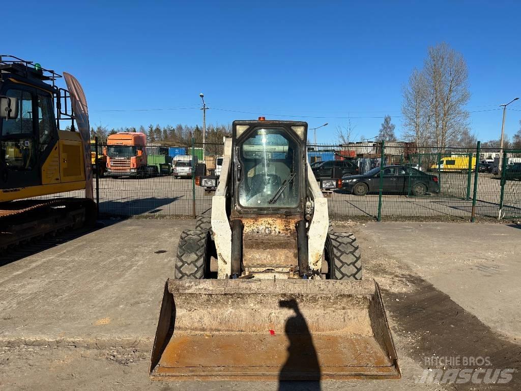 Bobcat S300 Lietoti riteņu kompaktiekrāvēji