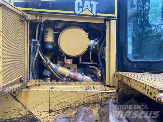 CAT D 6 R Kāpurķēžu buldozeri