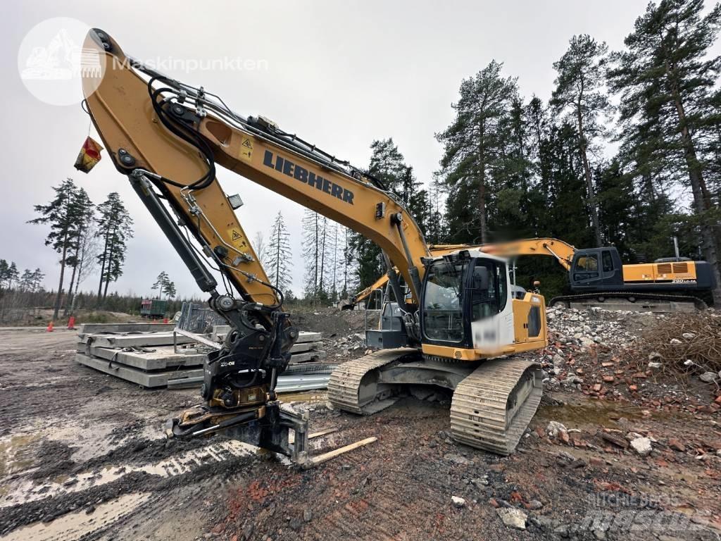 Liebherr R 924 LC Kāpurķēžu ekskavatori