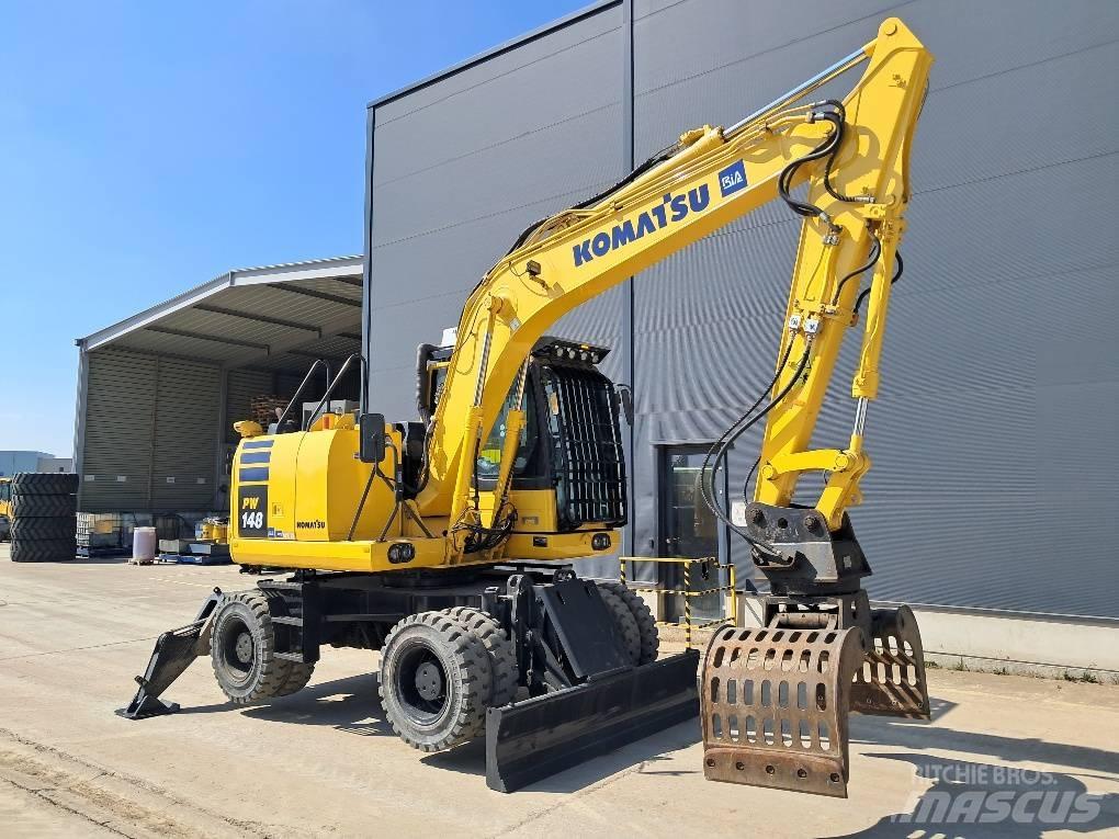 Komatsu PW148-10 Ekskavatori uz riteņiem