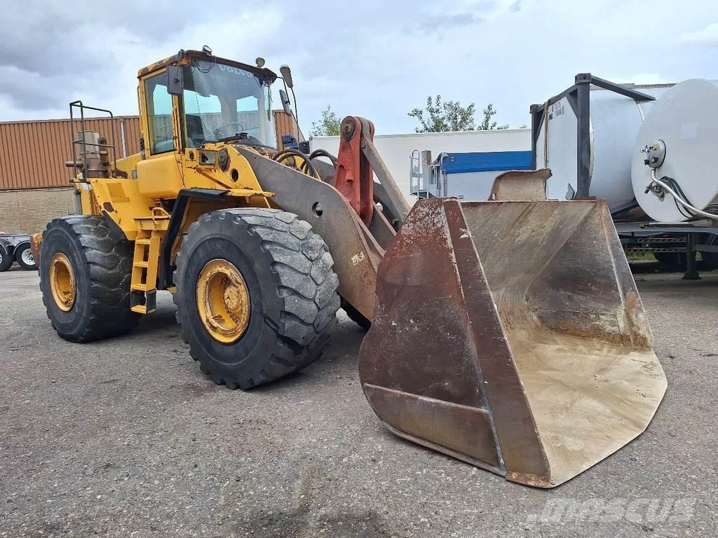 Volvo L220D Iekrāvēji uz riteņiem