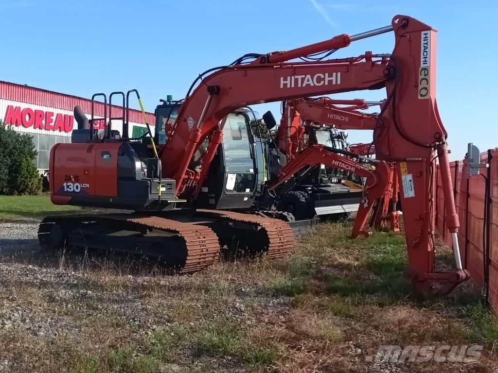 Hitachi ZX130 Kāpurķēžu ekskavatori