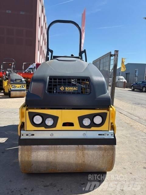 Bomag BW 90 AD-5 Divvalču grunts veltņi