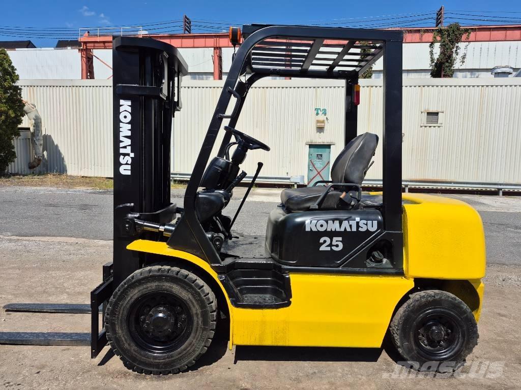 Komatsu FG 25 C-12 Autokrāvēji - citi