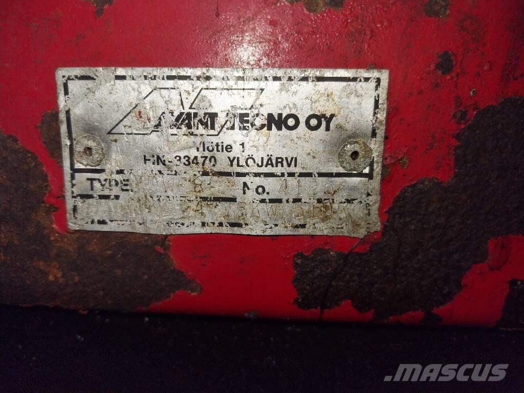 Avant Power 4WD Mini iekrāvēji