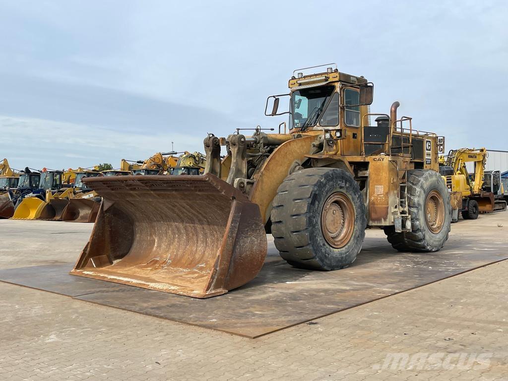 CAT 988B Iekrāvēji uz riteņiem