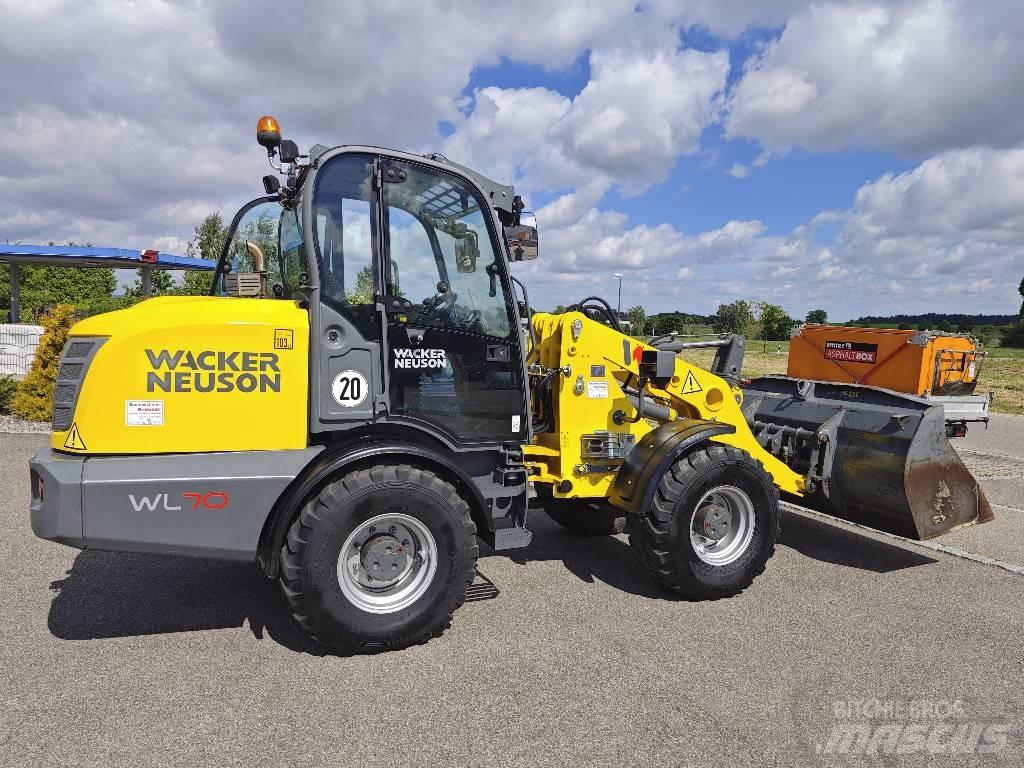 Wacker Neuson WL 70 Iekrāvēji uz riteņiem