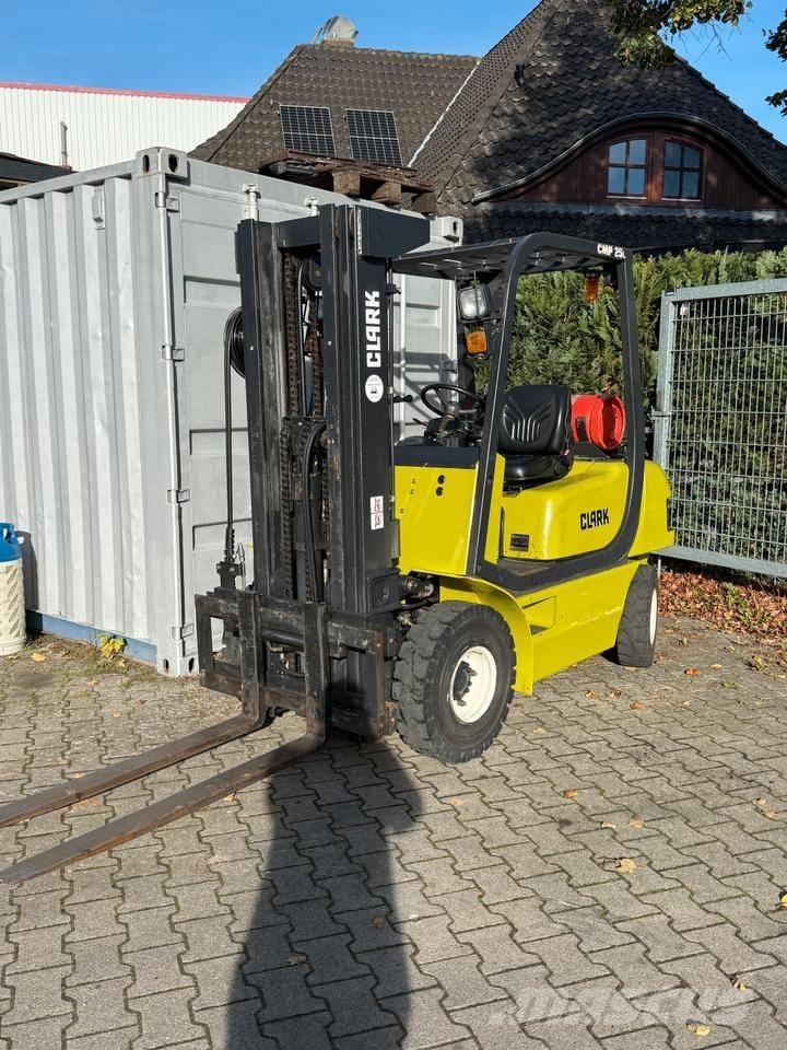 Clark CMP 25 L LPG tehnika
