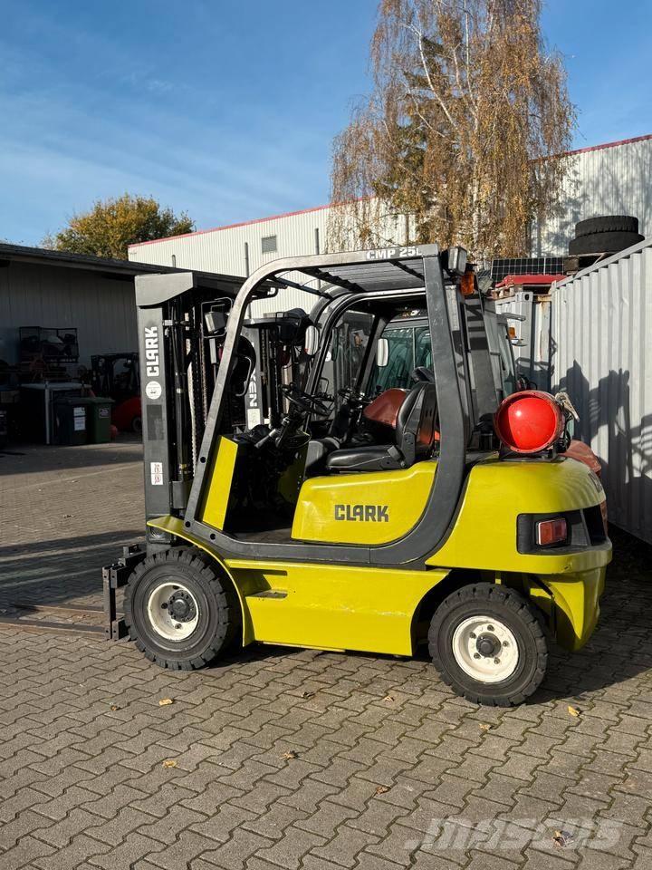 Clark CMP 25 L LPG tehnika