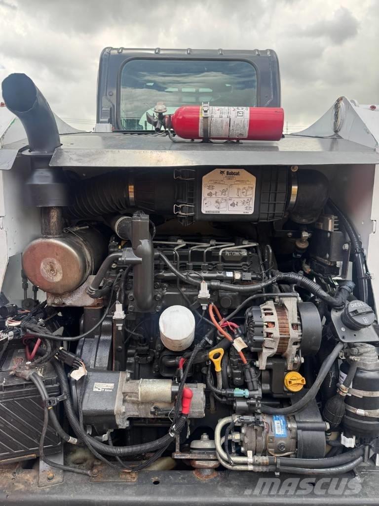 Bobcat T 550 Lietoti riteņu kompaktiekrāvēji