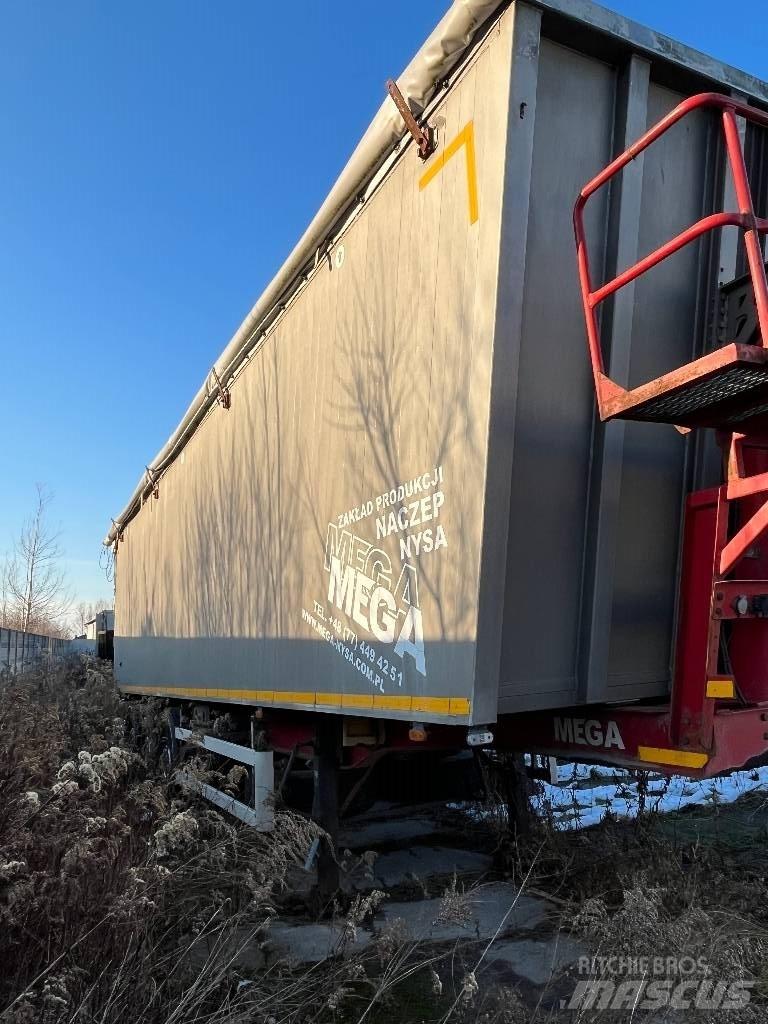 Mega wywrotka Piekabes pašizgāzēji