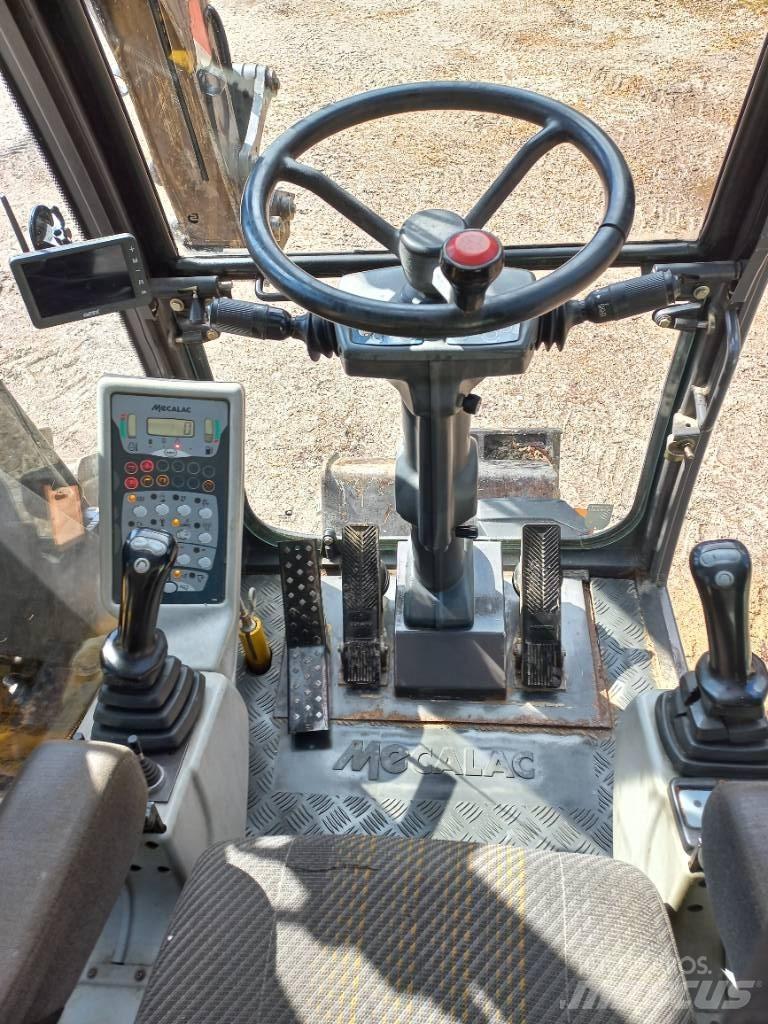 Mecalac 12 M XT Ekskavatori-iekrāvēji