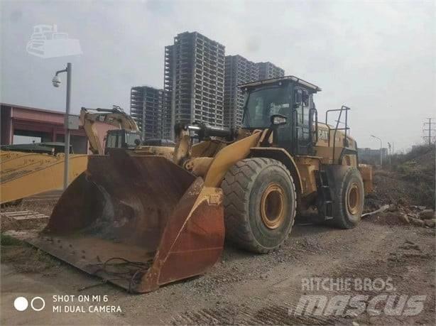 CAT 966L Iekrāvēji uz riteņiem