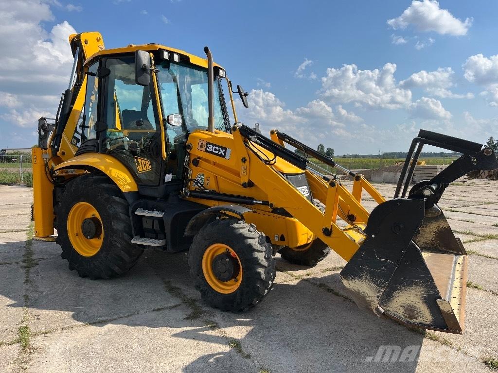 JCB 3 CX Ekskavatori-iekrāvēji