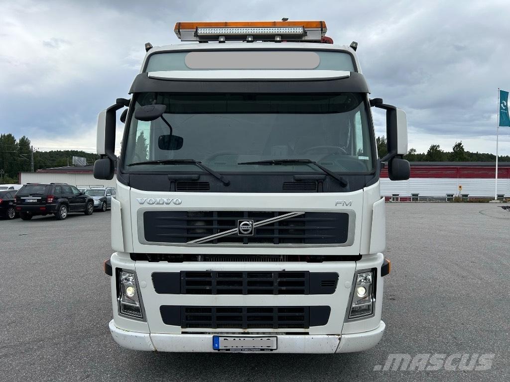 Volvo FM 460 Smagās mašīnas ar celtni