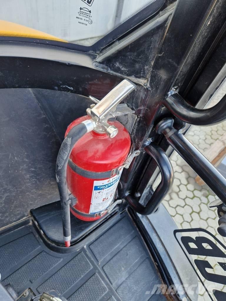 JCB Lastmaskin  409 Iekrāvēji uz riteņiem