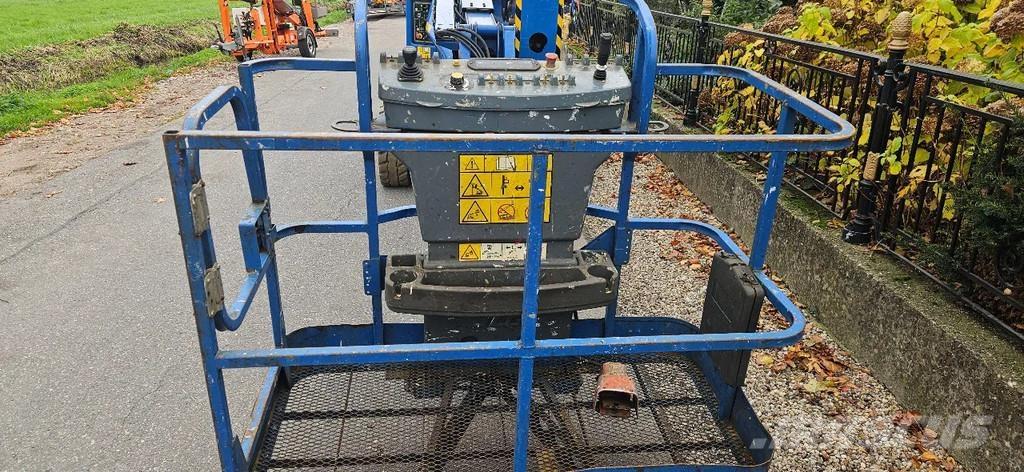 JLG E450aj Strēles pacēlāji