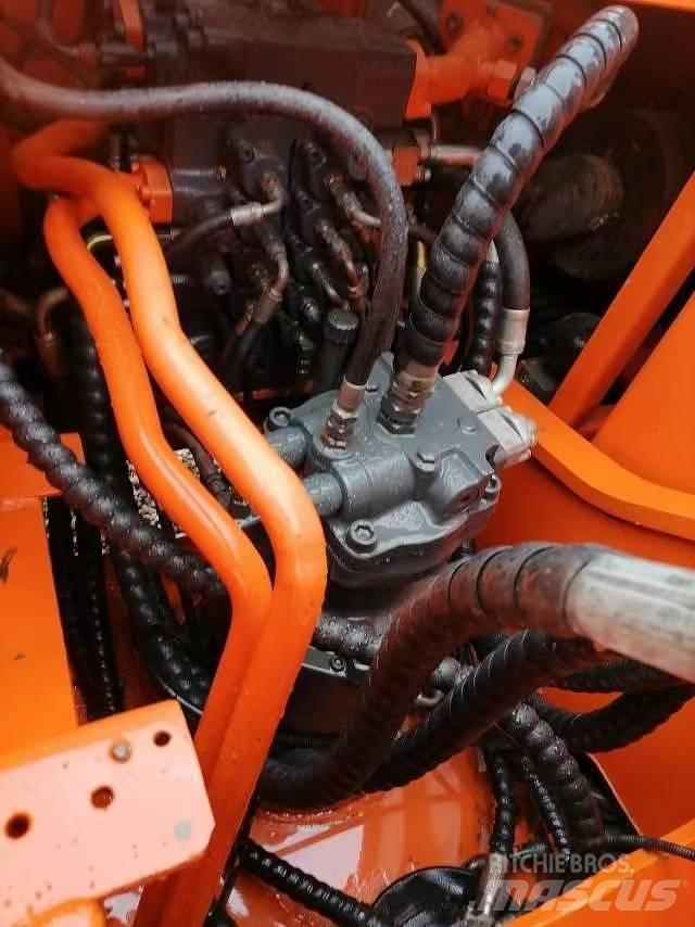 Doosan 225 LC-9 Kāpurķēžu ekskavatori