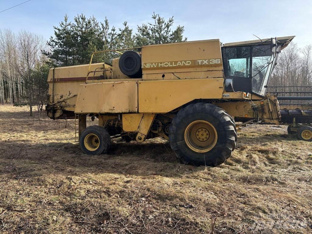 New Holland TX 36 Ražas novākšanas kombaini
