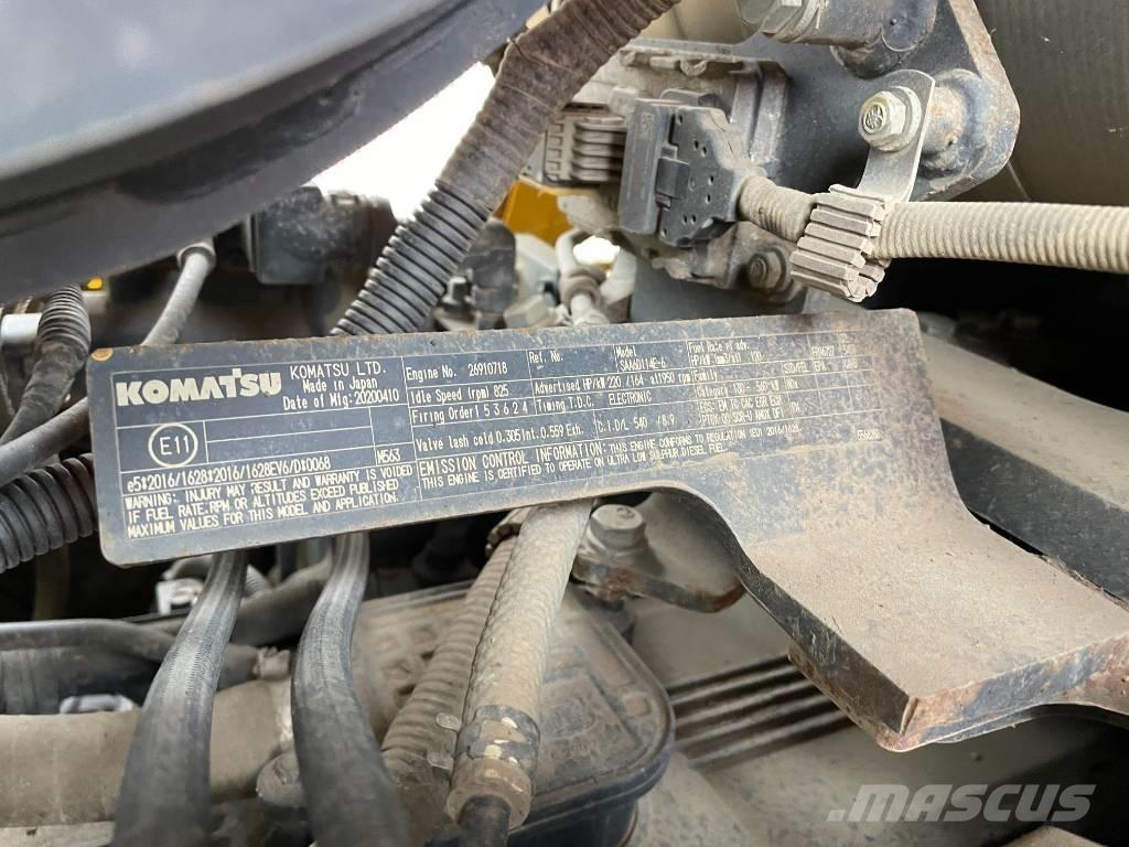 Komatsu D 65 PX-18E0 Kāpurķēžu buldozeri