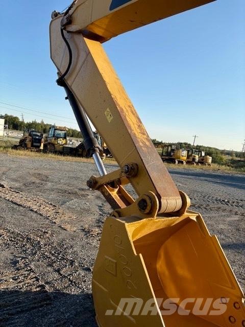 CAT 320 D Kāpurķēžu ekskavatori