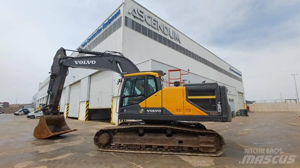 Volvo EC300ENL Kāpurķēžu ekskavatori