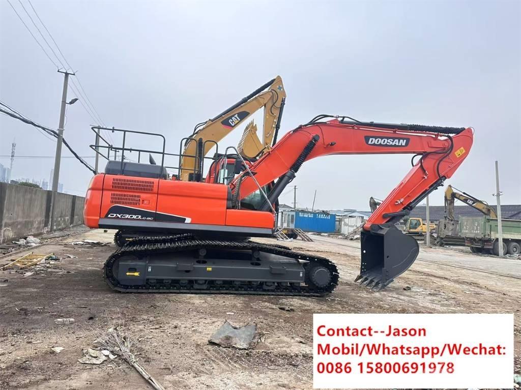 Doosan DX 300 LCA Kāpurķēžu ekskavatori