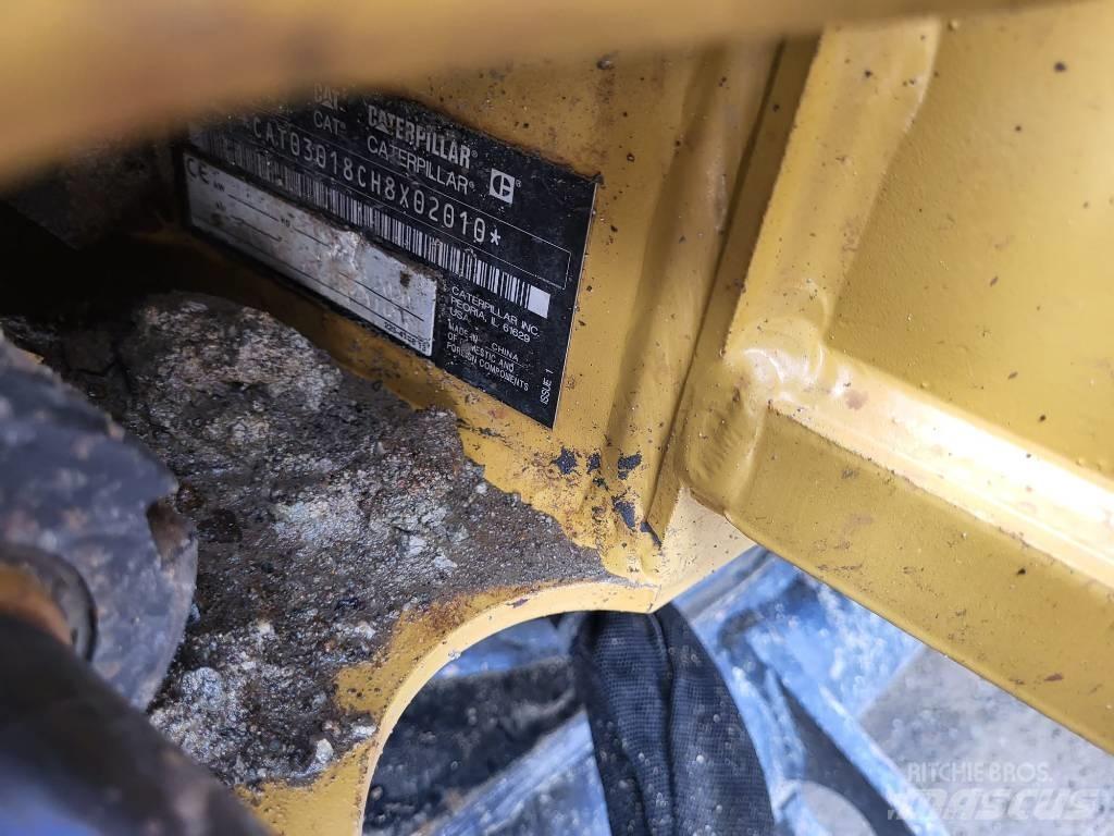 CAT 301.8 NG Mini ekskavatori < 7 t