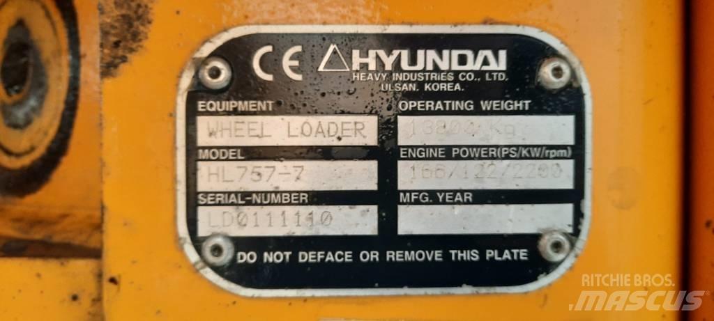 Hyundai HL 757-7 Iekrāvēji uz riteņiem