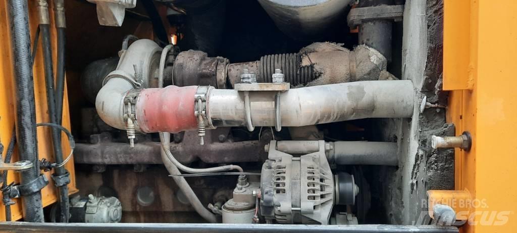 Hyundai HL 757-7 Iekrāvēji uz riteņiem