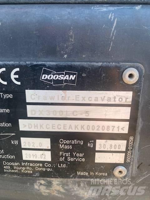 Doosan DX 300 LC-5 Kāpurķēžu ekskavatori